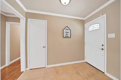 451 Cooks Lane, Fort Worth, TX 76120 - Photo 6