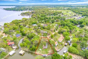 230 Shady Shores Dr, Mabank, TX 75156 - Photo 14