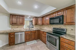 400 S Fielder Rd, Arlington, TX 76013 - Photo 14