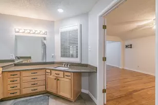 400 S Fielder Rd, Arlington, TX 76013 - Photo 24