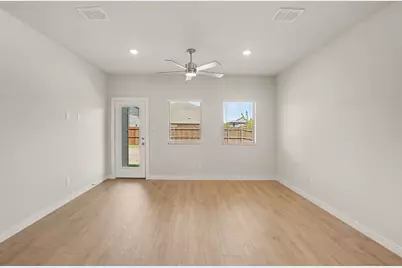 500 Green Grass, McKinney, TX 75071 - Photo 10