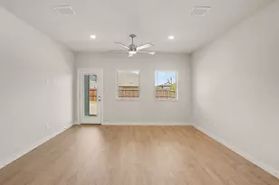 500 Green Grass, McKinney, TX 75071 - Photo 10