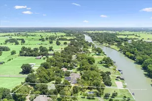 172 Brazos Point Dr, Waco, TX 76705 - Photo 38