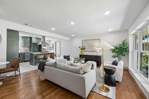 10060 San Lorenzo Dr, Dallas, TX 75228 - Photo 2