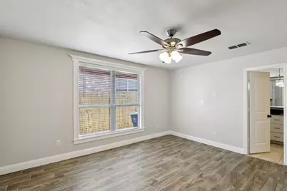 767 Deauville Circle E, Fort Worth, TX 76108 - Photo 10