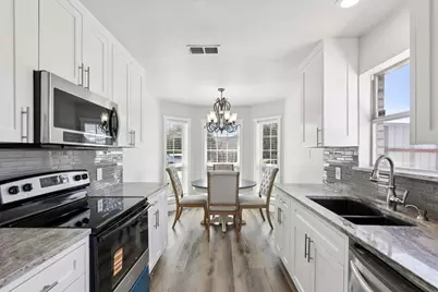 767 Deauville Circle E, Fort Worth, TX 76108 - Photo 4