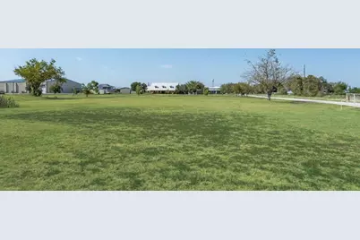 10594 Sam Reynolds Road, Justin, TX 76247 - Photo 34