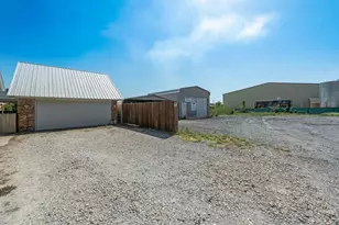 10594 Sam Reynolds Rd, Justin, TX 76247 - Photo 30
