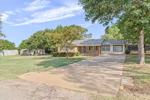 2941 Trey Cir, Athens, TX 75752 - Photo 2
