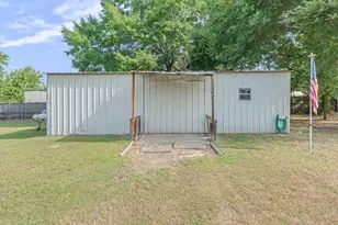 2941 Trey Cir, Athens, TX 75752 - Photo 36