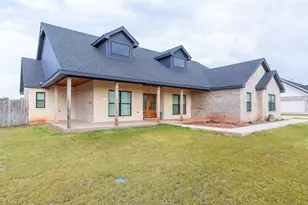 208 Ridge Rd, Tuscola, TX 79562 - Photo 2