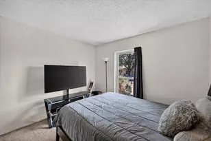 7131 Nutmeg Ln, Dallas, TX 75249 - Photo 16