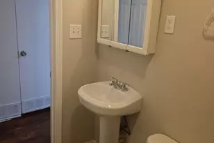 1811 W College St, Sherman, TX 75092 - Photo 8