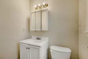1811 W College St, Sherman, TX 75092 - Photo 12