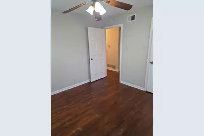1811 W College Street, Sherman, TX 75092 - Photo 10