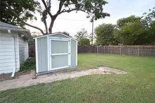 2109 Highwood Dr, Dallas, TX 75228 - Photo 22