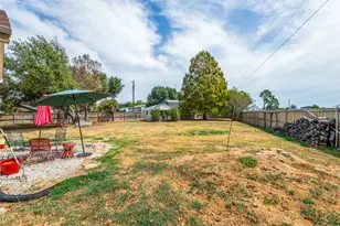 719 S Houston St, Edgewood, TX 75117 - Photo 30