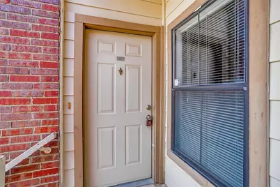 3212 Donnelly Circle #502, Fort Worth, TX 76107 - Photo 2