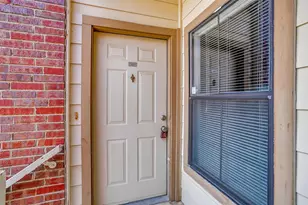 3212 Donnelly Cir, Fort Worth, TX 76107 - Photo 2