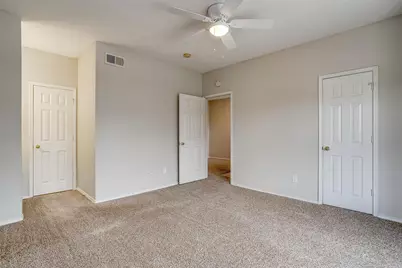 3212 Donnelly Circle #502, Fort Worth, TX 76107 - Photo 6