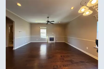 5107 Chesterfield Place, Arlington, TX 76017 - Photo 4