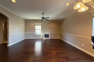 5107 Chesterfield Pl, Arlington, TX 76017 - Photo 4