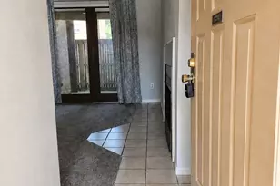 2106 Rainbow Dr, Arlington, TX 76011 - Photo 2