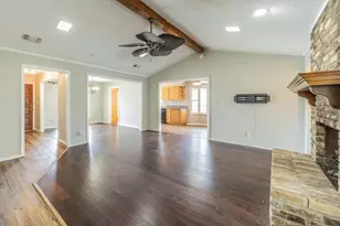 1605 Brighton Dr, Carrollton, TX 75007 - Photo 6