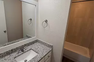 6206 Fernwood Dr, Arlington, TX 76001 - Photo 10
