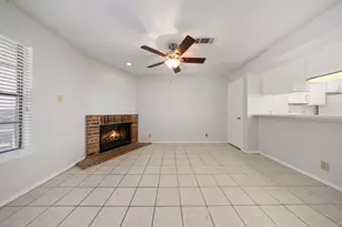 929 W Hickory St, Denton, TX 76201 - Photo 6