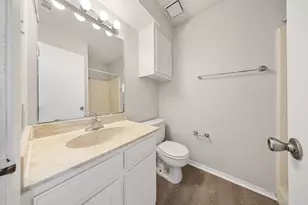 929 W Hickory St, Denton, TX 76201 - Photo 18
