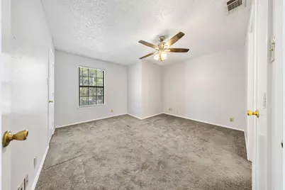 929 W Hickory Street #A4, Denton, TX 76201 - Photo 20