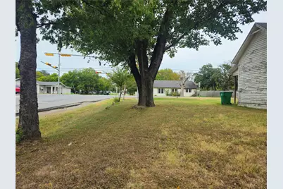200 S Main Street, Joshua, TX 76058 - Photo 4
