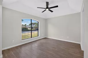 319 Hummingbird Ln, Duncanville, TX 75137 - Photo 6