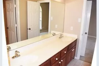 1321 Trophy Court W, Midlothian, TX 76065 - Photo 10