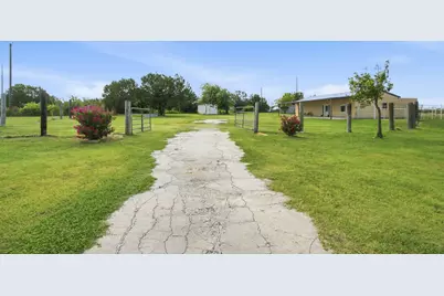 748 Rocky Ridge Lane, Weatherford, TX 76085 - Photo 22