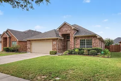 633 Darlington Trail, Fort Worth, TX 76131 - Photo 2