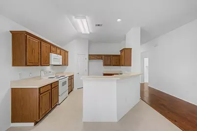 633 Darlington Trail, Fort Worth, TX 76131 - Photo 14