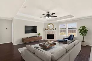 3033 Walker Creek Dr, Little Elm, TX 75068 - Photo 2