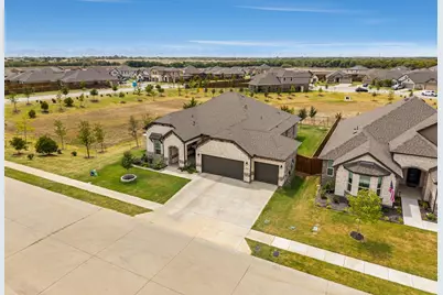 1024 Auburn Drive, Justin, TX 76247 - Photo 30