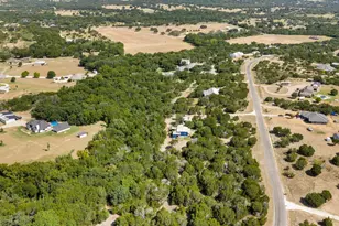 1393 Shady Oaks Cir, Glen Rose, TX 76043 - Photo 36