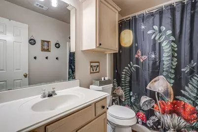 1013 Hidden Lake Drive, Burleson, TX 76028 - Photo 16