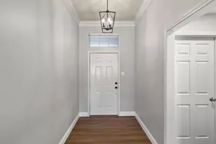 325 Fannin Dr, Hewitt, TX 76643 - Photo 4