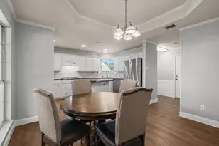 325 Fannin Dr, Hewitt, TX 76643 - Photo 10