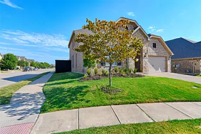 2283 Prairie Glen Street, Lewisville, TX 75056 - Photo 2