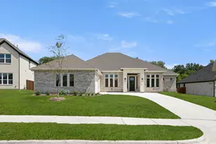 971 Richard Pittmon Dr, DeSoto, TX 75115 - Photo 1