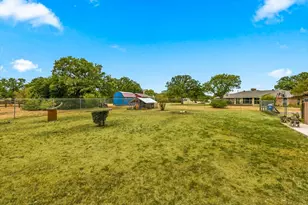 1332 Rolling Acres Dr, Argyle, TX 76226 - Photo 32