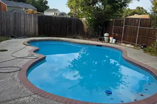 1369 Colby Dr, Lewisville, TX 75067 - Photo 2
