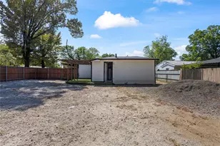 736 Angus, Dallas, TX 75217 - Photo 24