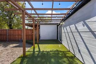 736 Angus, Dallas, TX 75217 - Photo 22